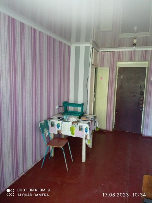 Комната в общежитии 17 кв метров. 3 этаж.