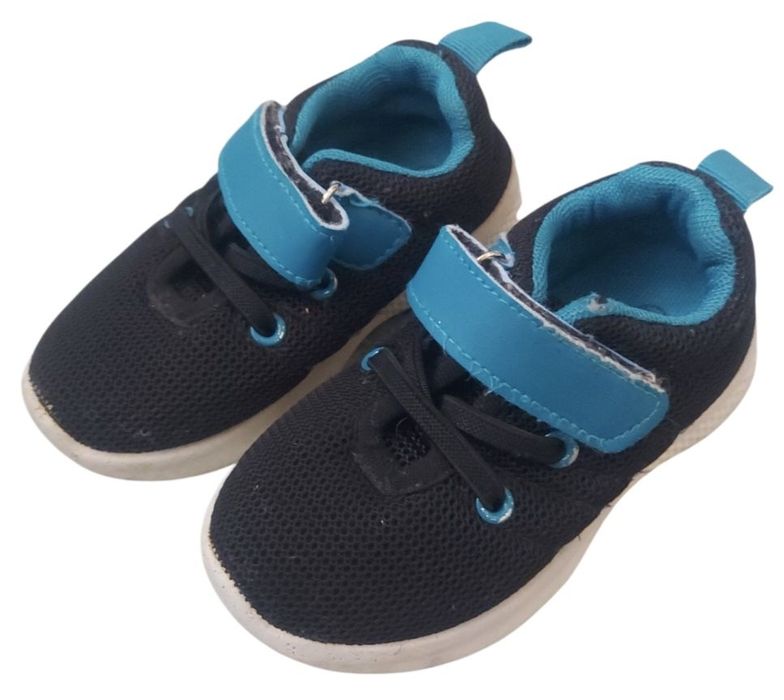 Взуття Туфлі Ботінки Кросівки Сапоги Босоніжки