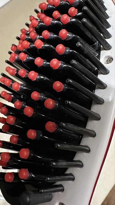 Розчіска вирівнювач