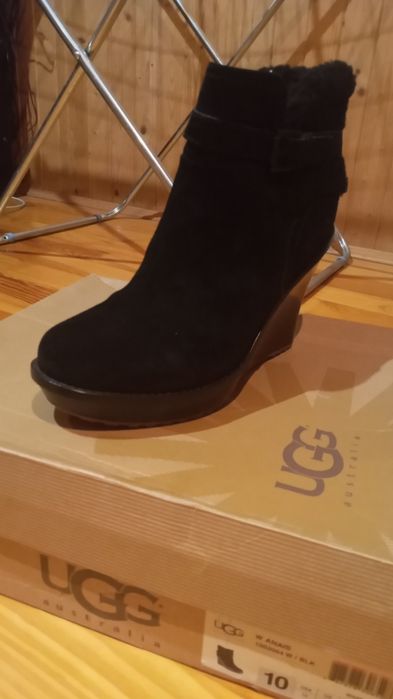 UGG жіночі сапожкі розмір 41