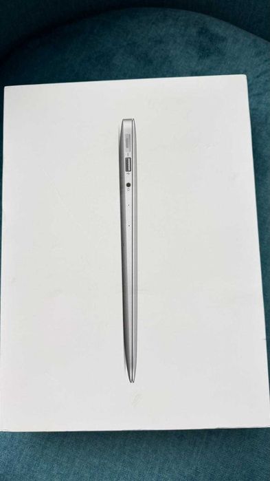 Apple MacBook Air 13” (2017) – Excelente Estado [COMO NOVO]