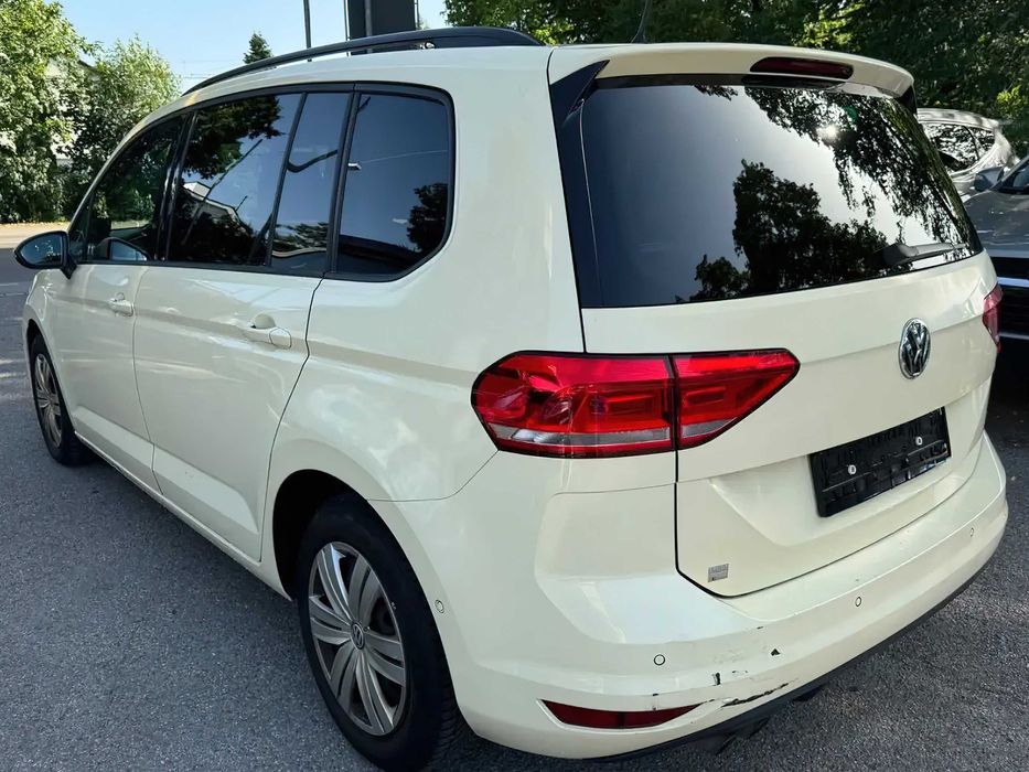 Volkswagen Touran      2018