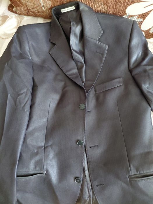 Костюм чоловічий.