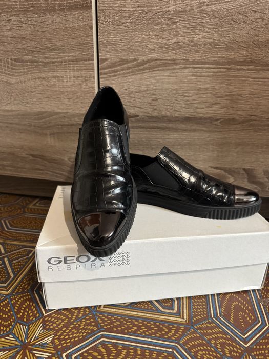 Жіночі лофери Geox