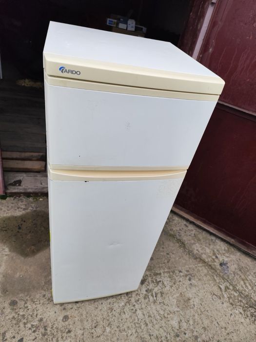Холодильник ARDO, робочий