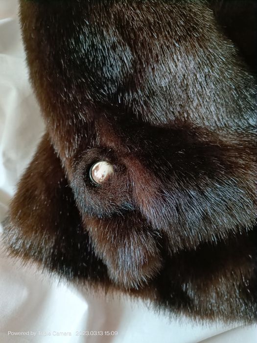 Штучна укорочена шуба