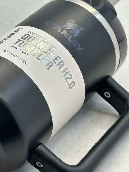 Термокружка Stanley Quencher H2.0 40oz 1.18л чорна оригінал в коробці