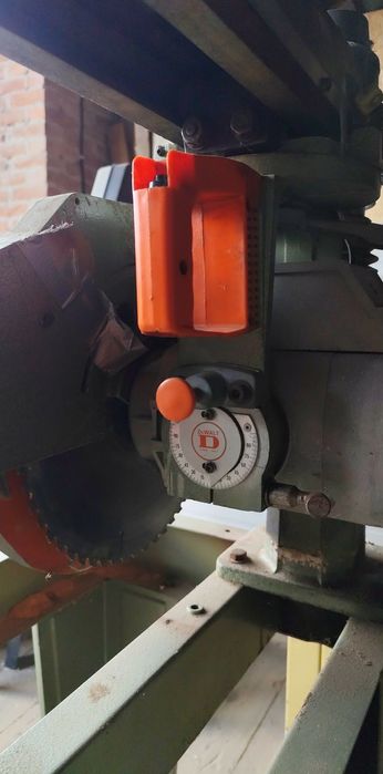 Piła radialna dewalt 1600