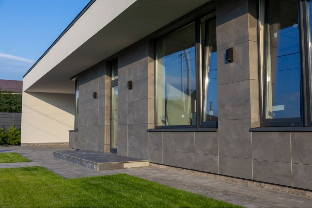 Сучазний будинок в с. Романків