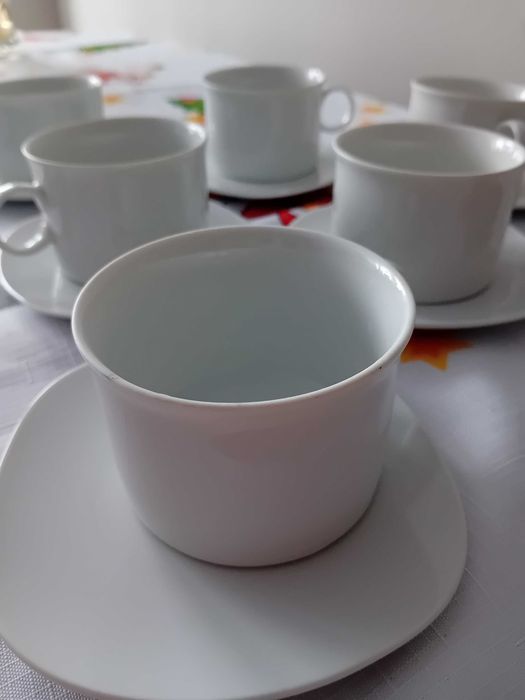 Tanio Porcelanowe filiżanki Friesland i spodki Wan Wel plus 1 gratis