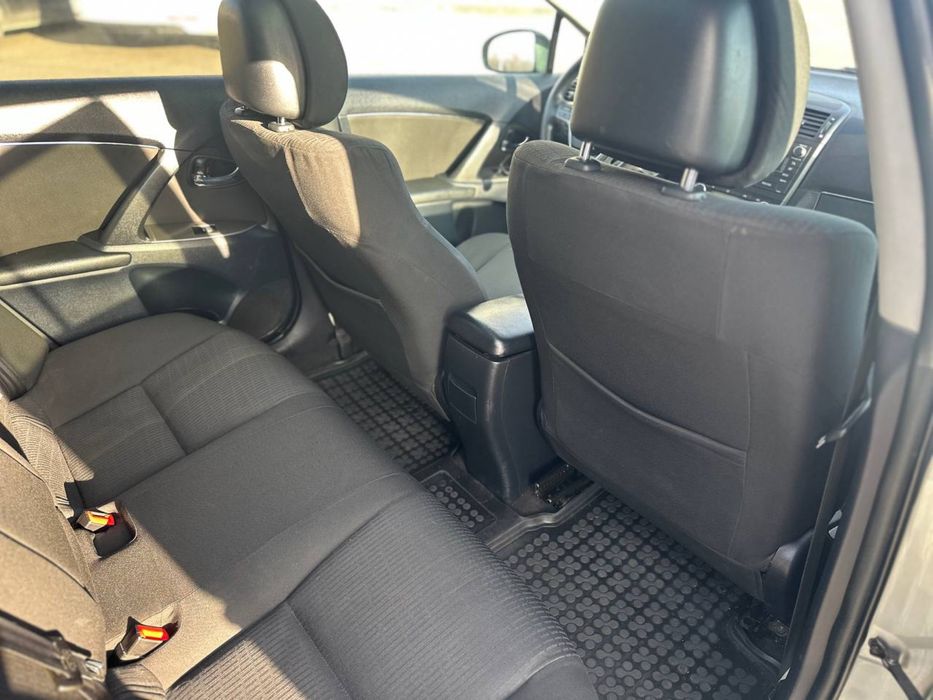 Toyota Avensis 2.2Dizel