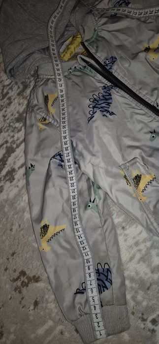 Весіння осіння куртка 110 розмір на хлопчика