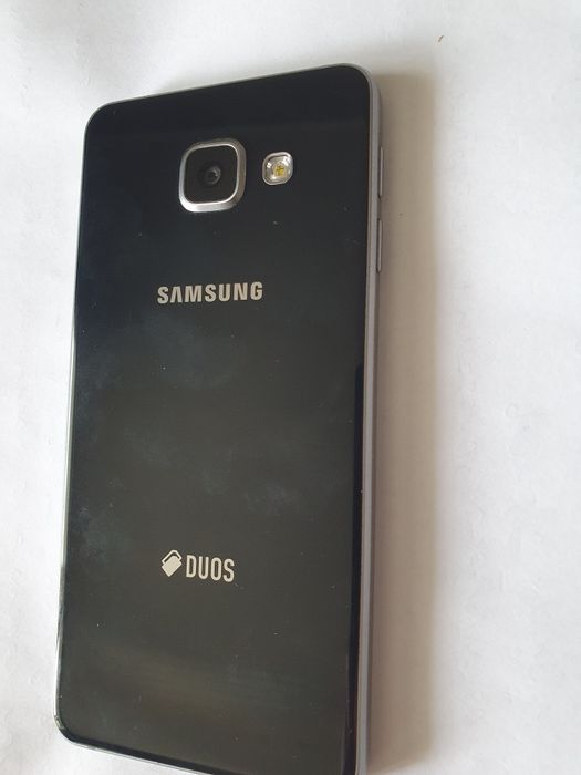Самсунг А3(2016)310F целый