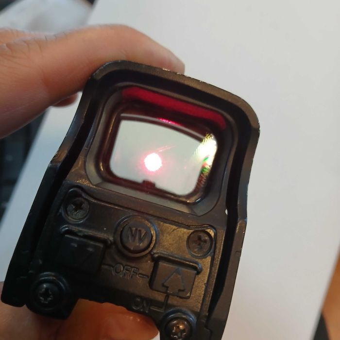 Celownik holograficzny Eotech 552.A65 sprawny