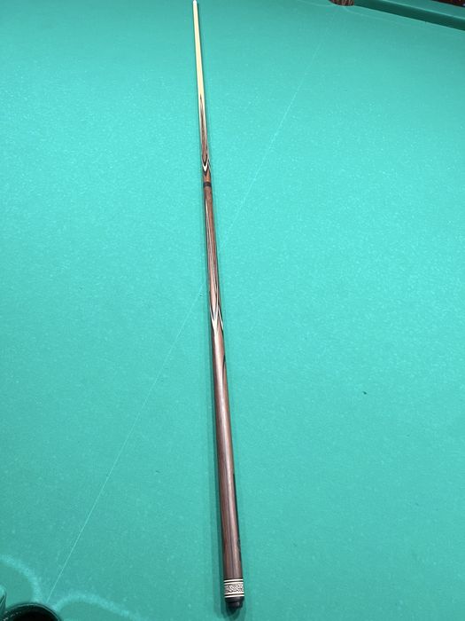 Бильярдный кий Цветок Гомбейро+ черный граб 4 лучевой напряженный AS