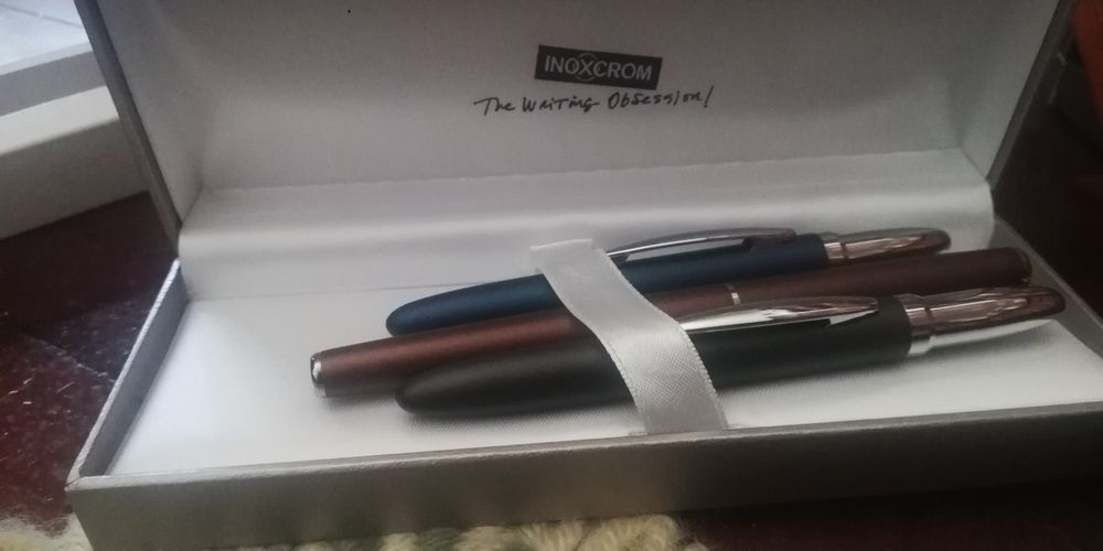 Canetas a varios preços