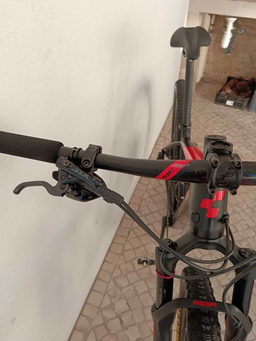 Bicicleta Cube Reaction Pro C:62