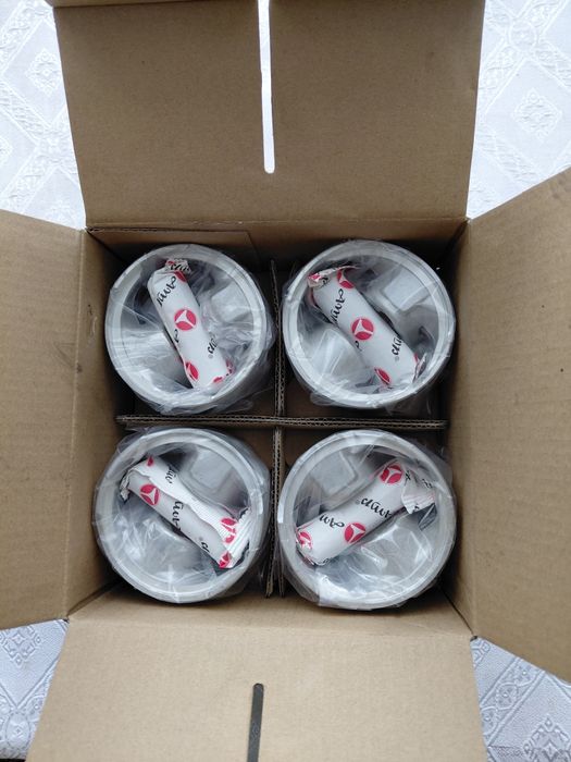 Daewoo Lanos 1.5 Продам новий комплект поршнів з кільцями 1 ремонту