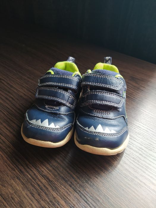 Кроссовки clarks 22