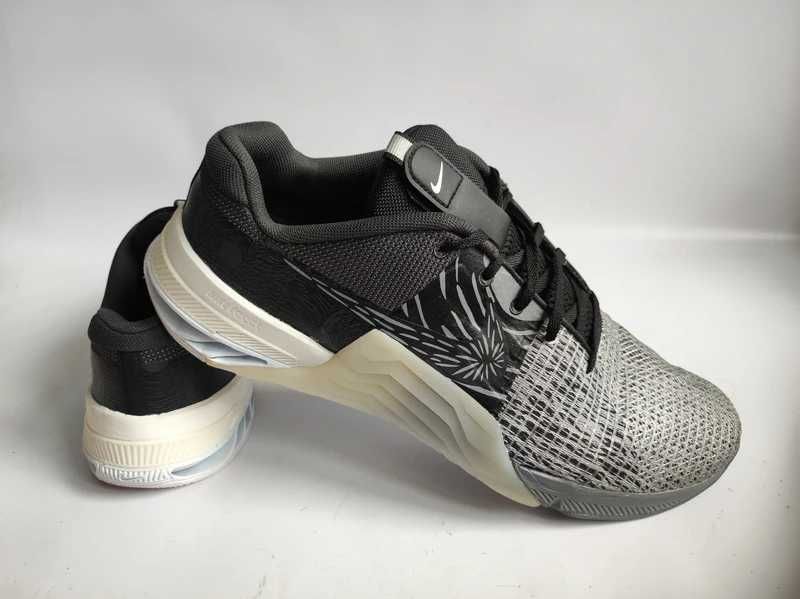 - Nike Metcon 8 AMP - Buty treningowe r. 49,5