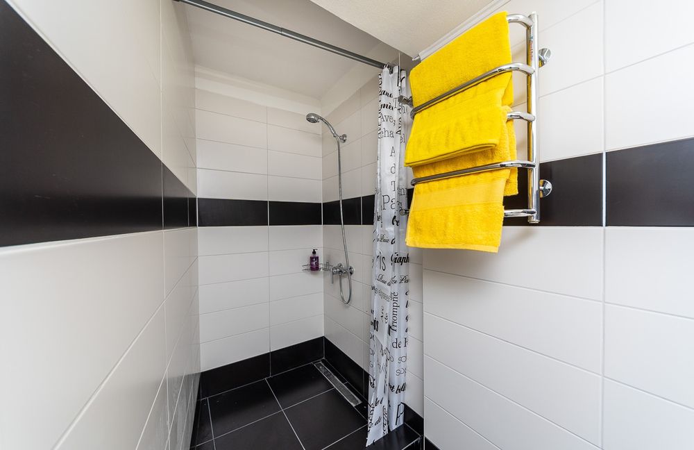 !Двухкімнатна квартира біля метро Героїв Дніпра Оболонь