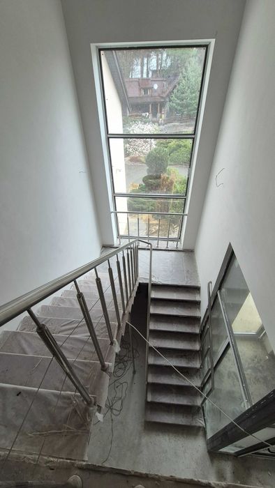 Продаж будинку у Брюховичах