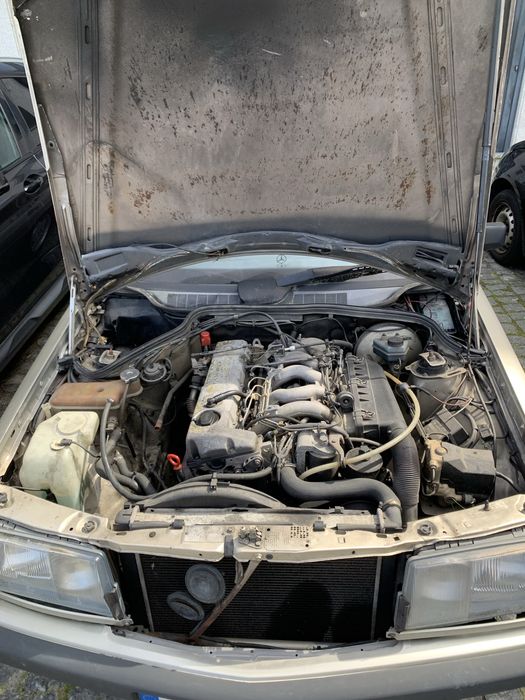 Mercedes benz 190D 2.5