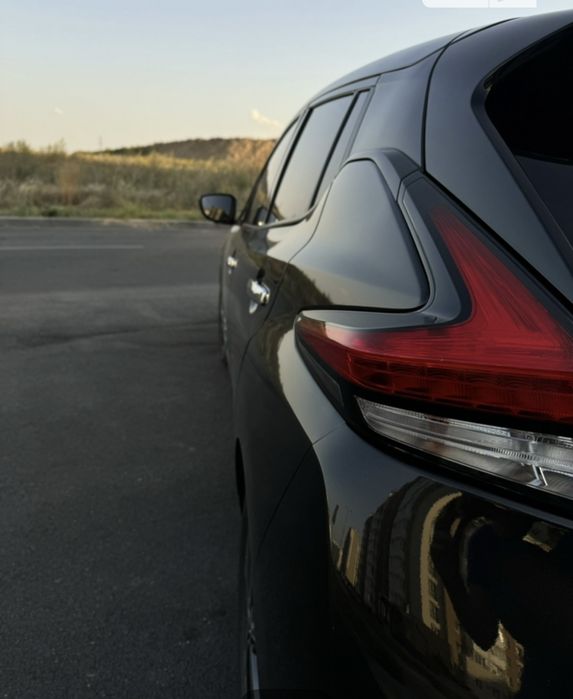 Nissan Leaf 2018 VIN SJNFAAZE1U0016567 фото оголошення 2 з 8