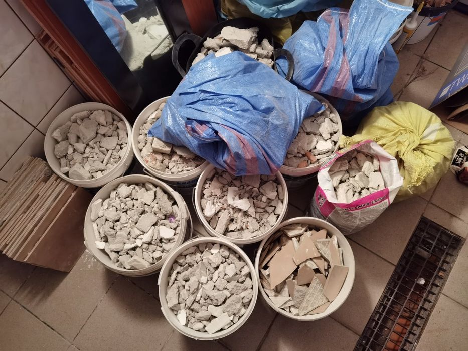 Oddam czysty gruz budowlany