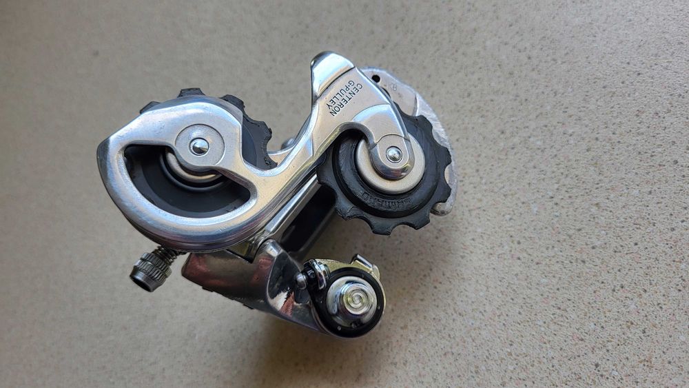Dérailleur Arrière Vintage Shimano 600 SIS (RD-6208) En Bon état