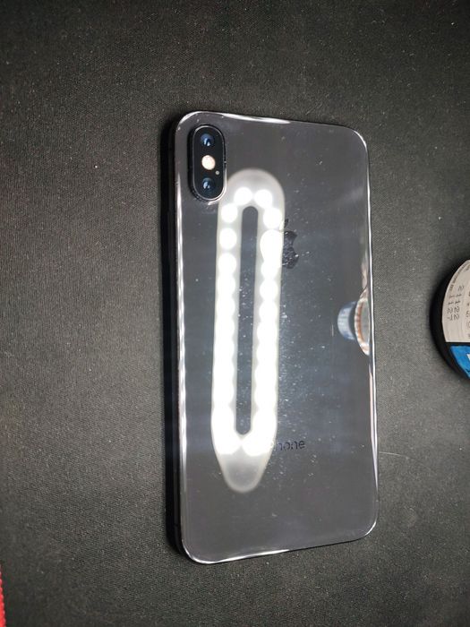 iPhone XS під відновлення, на запчастини