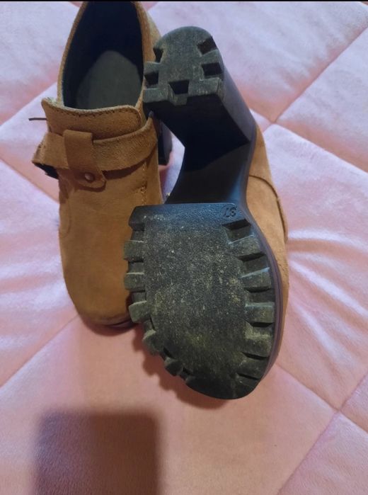 Botins castanhos