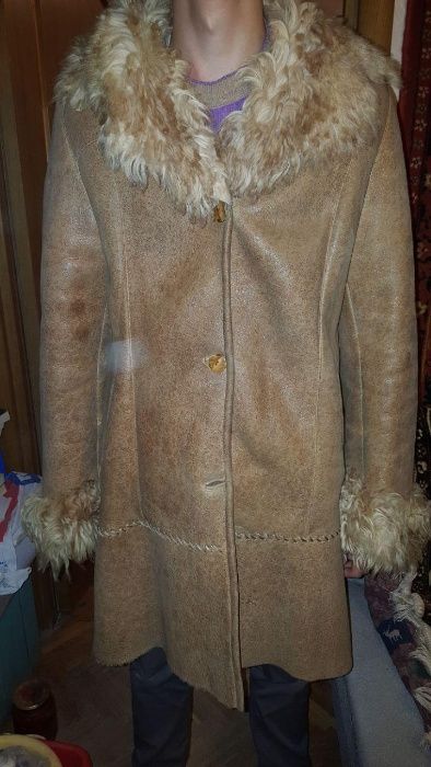 Женская шуба с овчины в идеальном состоянии