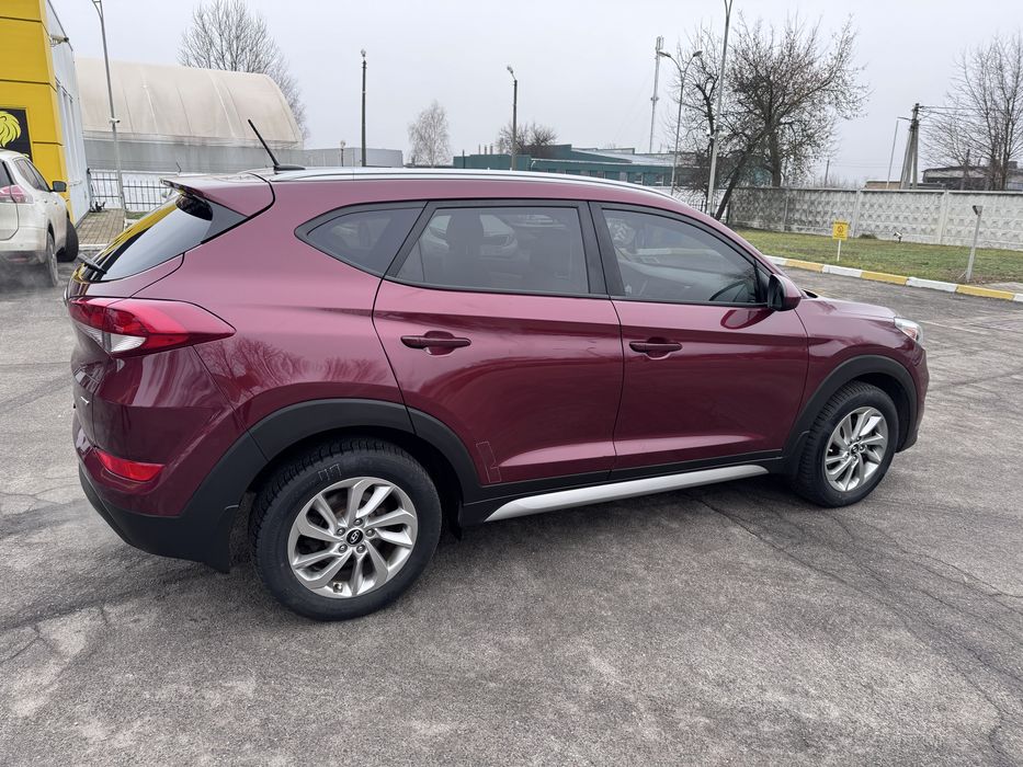 Hyundai Tucson JM, 2017. року.