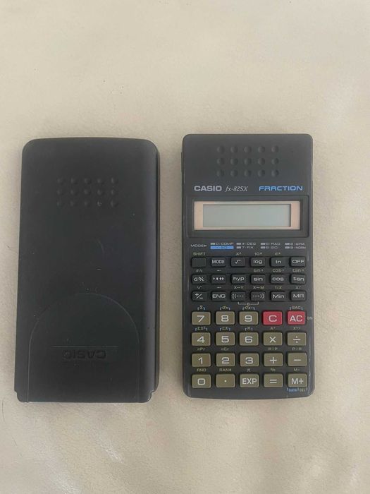 Calculadora científica Casio fx-82SX