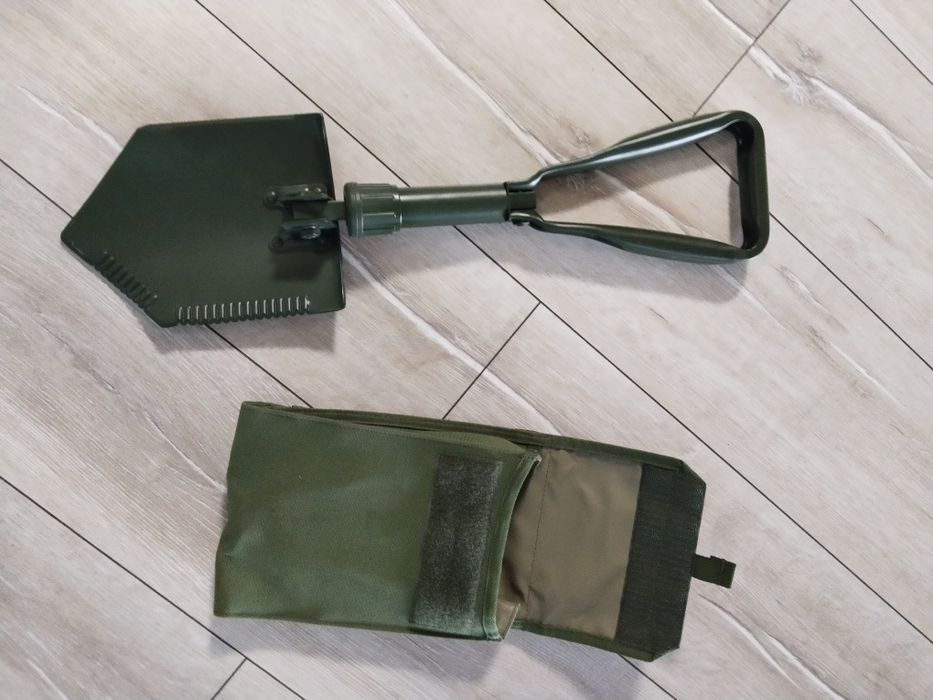 Лопатка саперна розкладна.