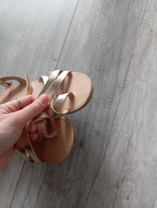 Złote sandały 36,hm/15,jak nowe