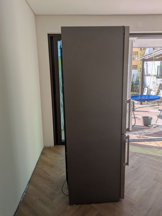 Frigorífico combinado Whirlpool Inox