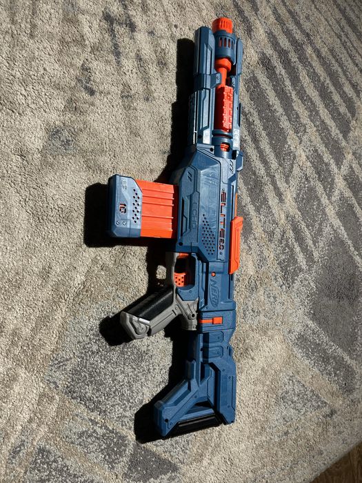 Sprzedam nerfy w calosci