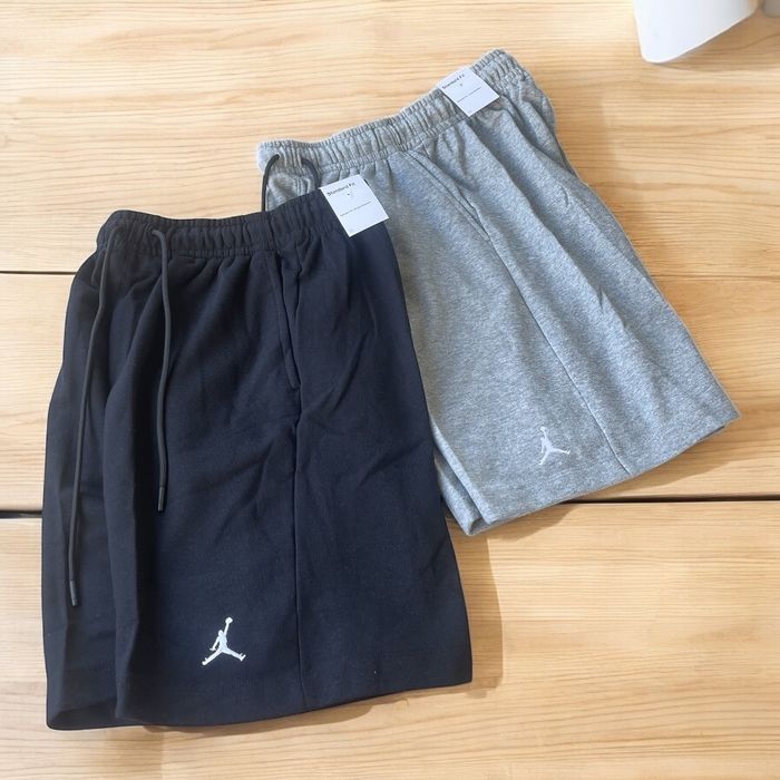 Шорты Nike  Air Jordan Essentials