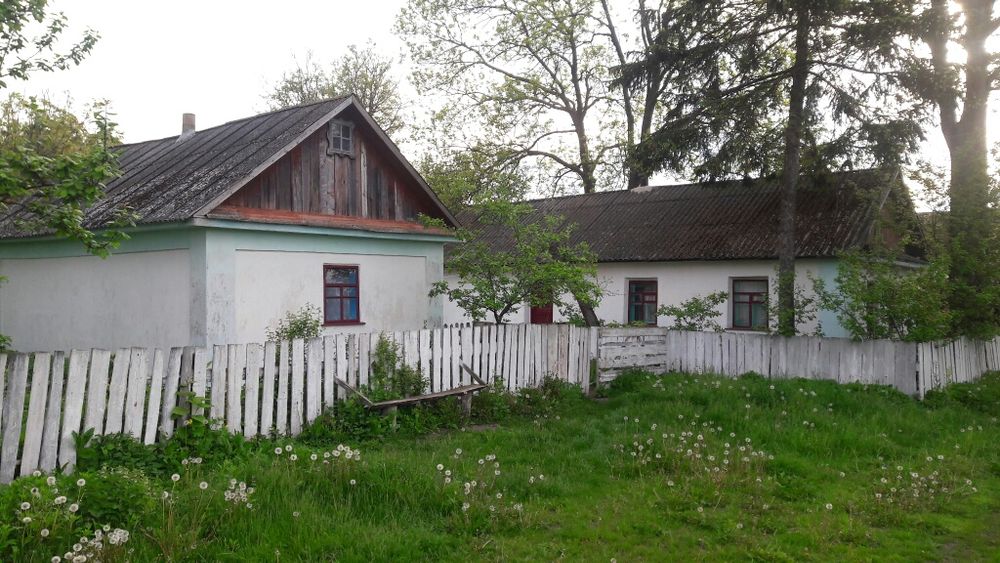 Продаётся дом, в деревне.