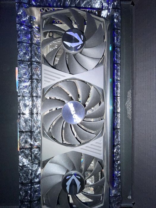 Zotac GeForce RTX 3080 AMP Holo 10GB | Pads térmicos topo de gama | Alto desempenho