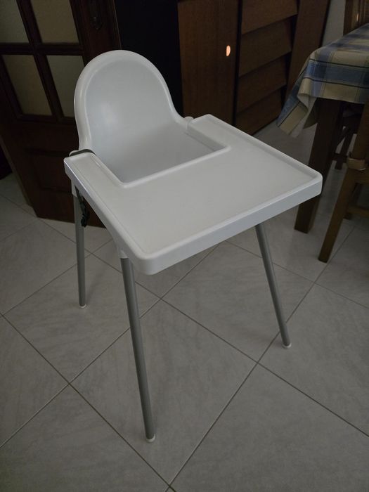 Cadeira de refeição bebé