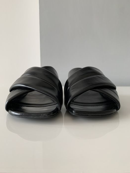 Furla 37 klapki skóra czarne