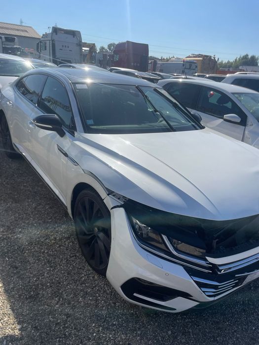 Volkswagen Arteon 2.0 TSI_272KM_4Motion R-Line