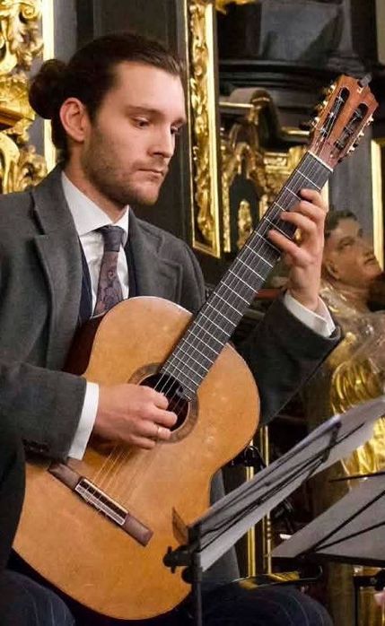 Lekcje gitary – Gdynia u ucznia / online. Pierwsza lekcja zapoznawcza.