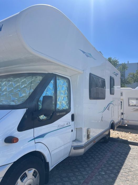 Autocaravana Challenger Genesis 43 de 6 lugares