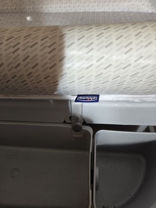 Muda fraldas com banheira Chico