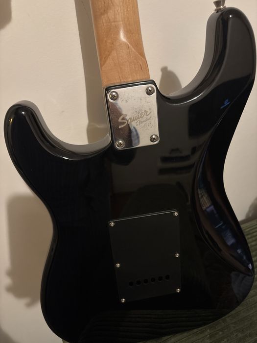 Squier Strat by Fender
