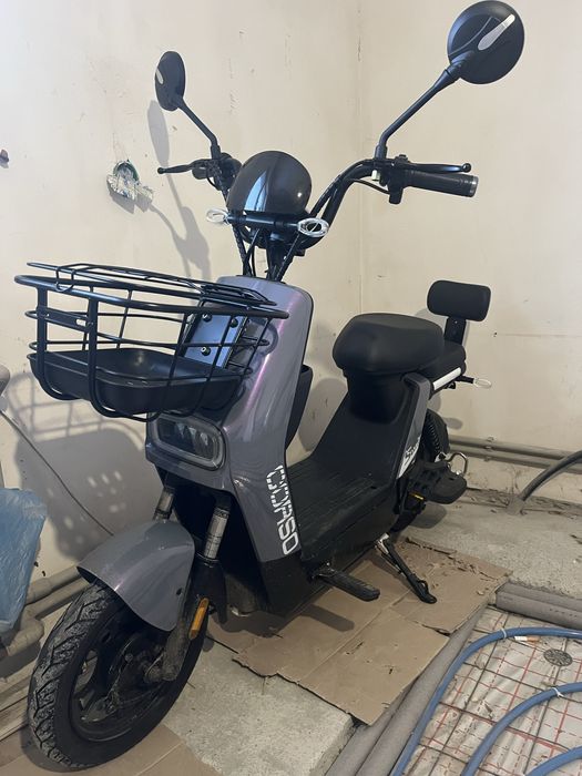 Електроскутер Corso